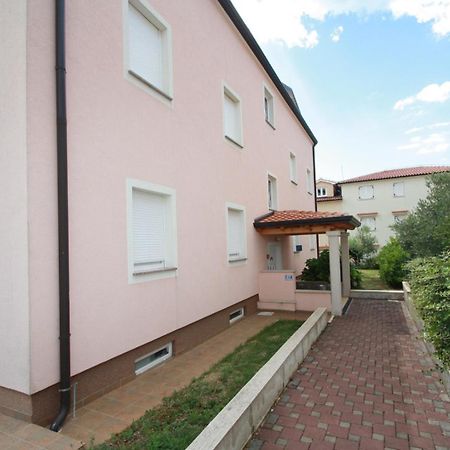 Apartment Mendikovic Пореч Екстериор снимка